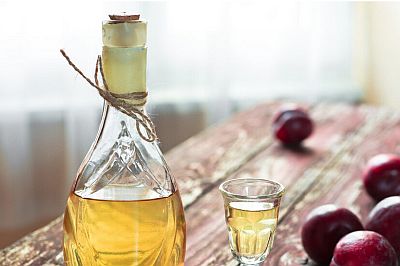 вино и ракия дебат